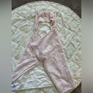 NWOT Pottery Barn Kids Hooded Towel Pink Faux Fur/terry cloth